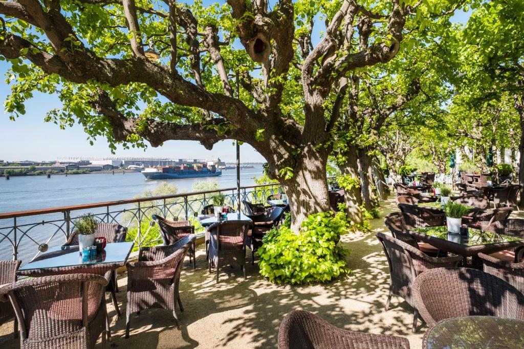 hotel-louis-c-jacob-hamburg-4 hotel louis c jacob hamburg dining room