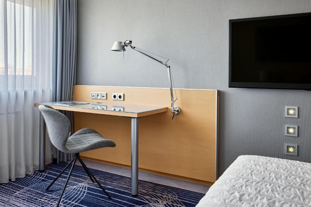 le-meridien-frankfurt-7 le meridien frankfurt desk