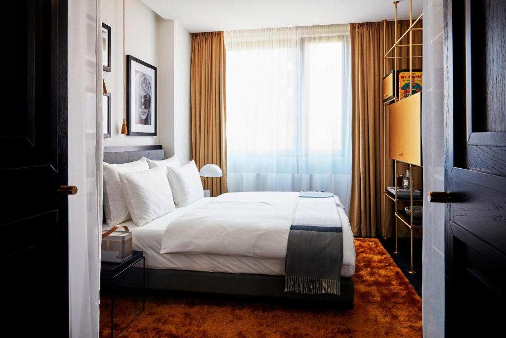 roomers-munich-4 roomers munich room