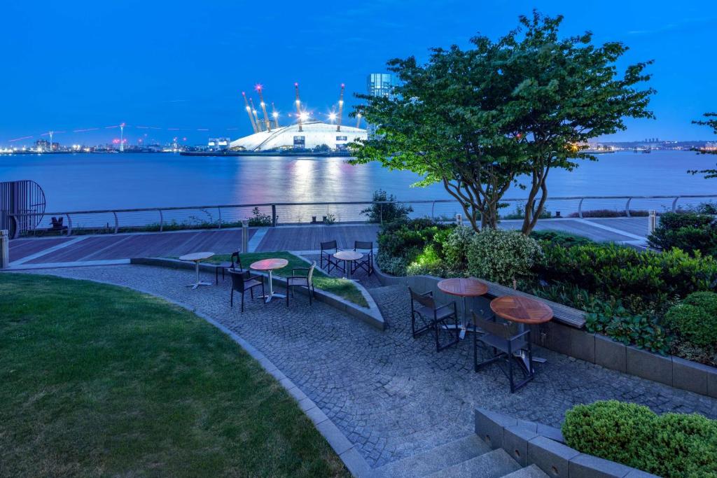 radisson blu hotel london garden